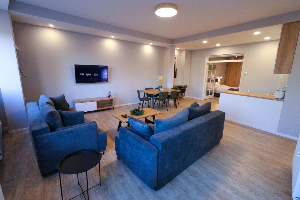 Heart Of Nis Lux Apartment Luaran gambar