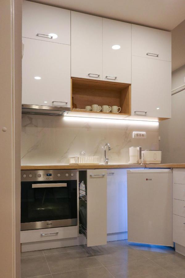 Heart Of Nis Lux Apartment Luaran gambar